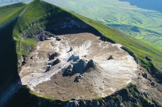 4 Days Ol Doinyo Lengai Volcano Trek & G Wild Safari